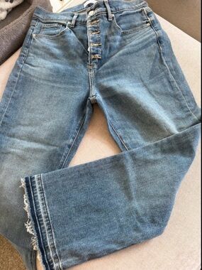 LOFT high-rise crop jeans button fly/frayed, raw hem, Mid Vintage Wash, size 8